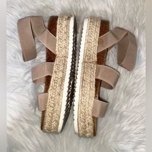 Esprit Gigi Women's Platform Sandals - US Size 8 (flaws)